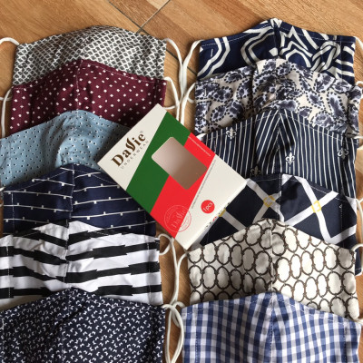 Lốc 10 khẩu trang vải 100% cotton nhiều họa tiết