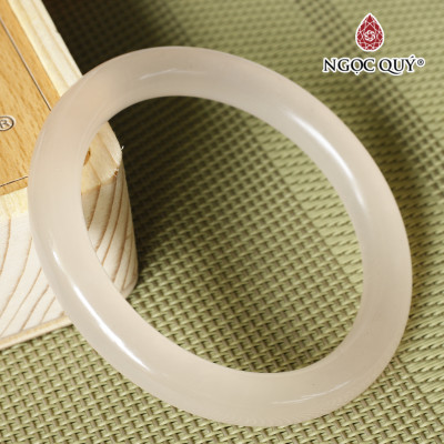 Vòng nngọc tự nhiên màu hồng cam bản tròn - Ngọc Quý Gemstones