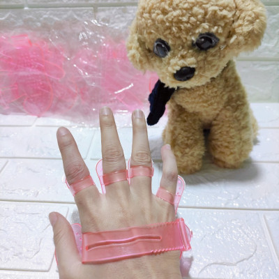 Găng Tay Tắm Chó Mèo Bằng Nhựa Dẻo Trong Suốt