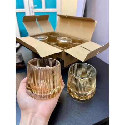 BỘ 6 CỐC THỦY TINH ĐẾ LỒI XOAY 360 ĐỘ PHONG CÁCH CHÂU ÂU SANG TRỌNG MÀU VÀNG GOLD ( HỌA TIẾT GIAO NGẪU NHIÊN )
