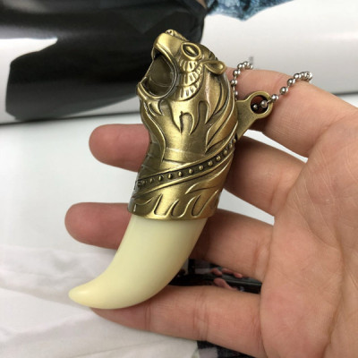 Hộp quẹt nanh hổ (Màu Vàng Rêu)