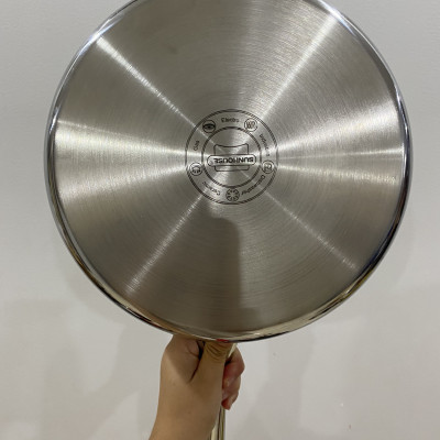 Chảo inox 3 lớp liền đáy chống dính Ultra Titanium Sunhouse STI18-26M - Hàng chính hãng