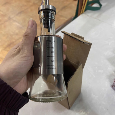 Chai Đựng Dầu Ăn  , Nước Mắm 200 ML Thủy Tinh Bọc Inox Cao Cấp – Bình Rót Gia Vị Tiện Lợi