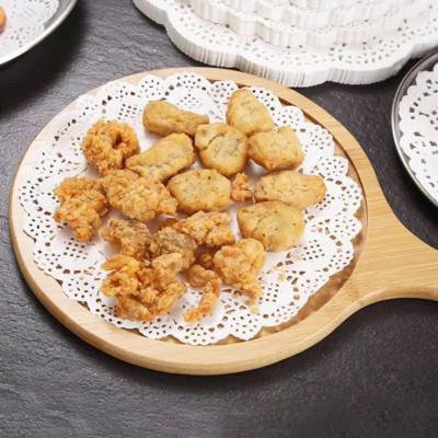 Set 140 Tờ Giấy Nến Lót Đĩa Thấm Dầu Mỡ 21cm – Hoạ Văn Đục Lỗ Sang Trọng, Siêu Tiện Lợi, Giữ Đĩa Thức Ăn Sạch Đẹp