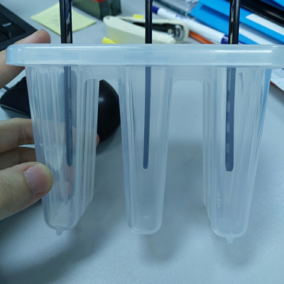 Bộ 2 khuôn làm kem ngon cho bé (6 chiếc) + 5 zipper 12x17cm