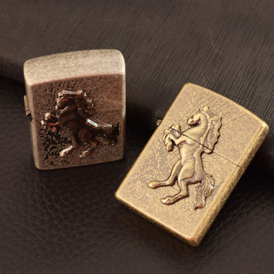 Vỏ Hột Quẹt Bật Lửa Xăng Bấc Đá Họa Tiết Con Ngựa Đẹp Độc Lạ Tiện Dụng Zorro Z92047A - Dùng xăng bấc đá cao cấp