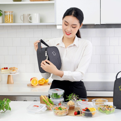 Túi đựng hộp cơm hình vuông logo COBA