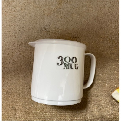 Cốc nhựa nắp mềm Nakaya 300ml có quai tiện lợi ( Giao màu ngẫu nhiên ) - xuất xứ Nhật Bản