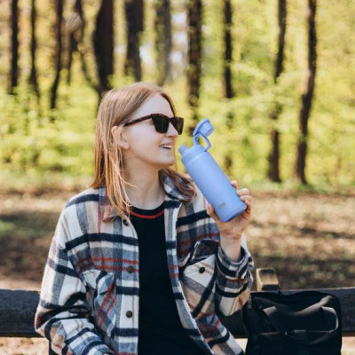 Bình nước giữ nhiệt TYESO 01010 900ML inox 304 cách nhiệt chân không giữ lạnh và nóng 