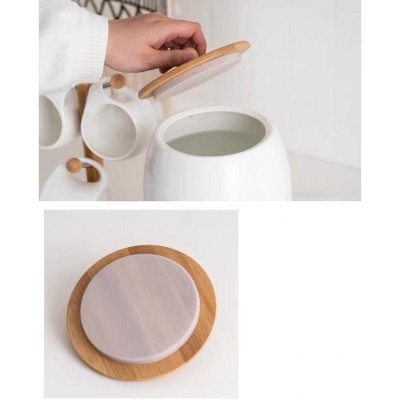 BỘ BÌNH ĐỰNG NƯỚC UỐNG, TIỆC TRÀ TRÁI CÂY SỨ CAO CẤP KHUNG  KIM LOIAJ MẠ VÀNG KÈM 6 CỐC SANG TRỌNG XANH CỔ VỊT