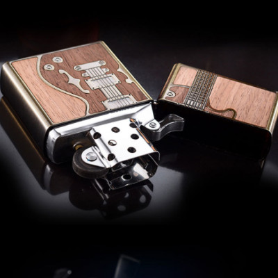 Vỏ Hột Quẹt Bật Lửa Hộp Quẹt Xăng Đá Zorro Z85914 Họa Tiết Cây Đàn - Dùng Xăng Bấc Đá Cao Cấp