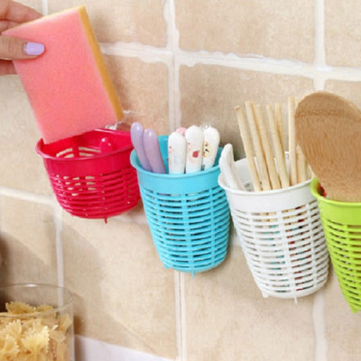 Giỏ treo đựng búi rác có núm hít chân không Inomata Nhật Bản