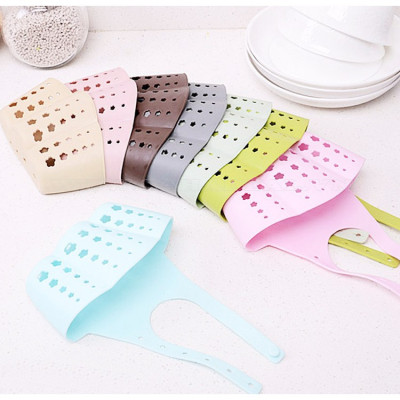 Giỏ Treo Đựng Dụng Cụ Rửa Chén Bằng Silicon Gắn Vòi Nước Bồn Rửa Có Móc Cài Quai, Lỗ Thoát Nước Tiện Lợi - Túi, Giỏ Treo Bồn Rửa Chén Bát- Giỏ Nhựa Đựng Đồ Mini