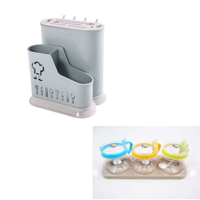 COMBO Ống Đựng Đũa Thìa Có Móc Treo Kèm Khay Cắm Dao Kéo + bộ 3 Lọ Đựng Gia Vị VN - ( giao ngẫu nhiên )