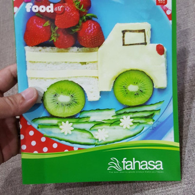 Tập Học Sinh 4 Ô Ly 200 Trang ĐL 60g/m2 - FAHASA (Mẫu Màu Giao Ngẫu Nhiên)