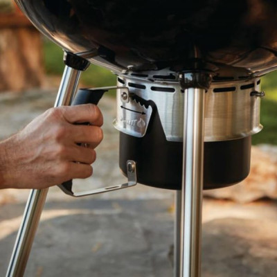  Lò nướng than Napoleon 22″ Charcoal Kettle Hàng chính hãng