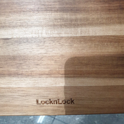 Bộ 3 Thớt Gỗ Acacia Kèm Giá Đỡ LocknLock CKD075S4 (hàng chính hãng)