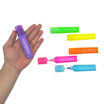 Bút Dạ Quang Thân Màu - Stacom HL113G - Màu Xanh Lá