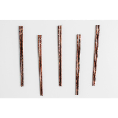 Vỉ 10 đôi đũa Dừa đá xoắn PHUSANG được làm từ gỗ tự nhiên không chất bảo quản dùng trong nhà hàng khách sạn và bàn ăn