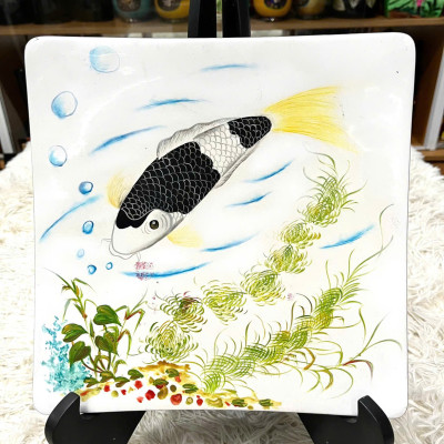 Dĩa vuông sơn mài cao cấp Thanh Bình Lê họa tiết cá chép 27x27x4 cm