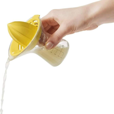 Dụng cụ vắt chanh OXO có vạch đo dung tích Hàng chính hãng