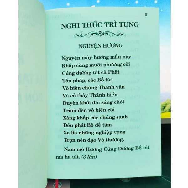 Sách - Kinh Địa Tạng Bồ Tát Bổn Nguyện Trọn Bộ - Bìa Cứng