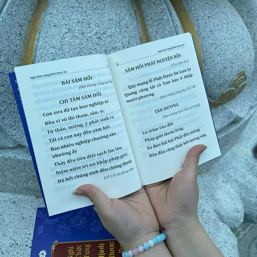 Sách - Nghi Thức Tụng Kinh Dược Sư - Thích Quảng Lâm biên dịch - Vĩnh Nghiêm Books