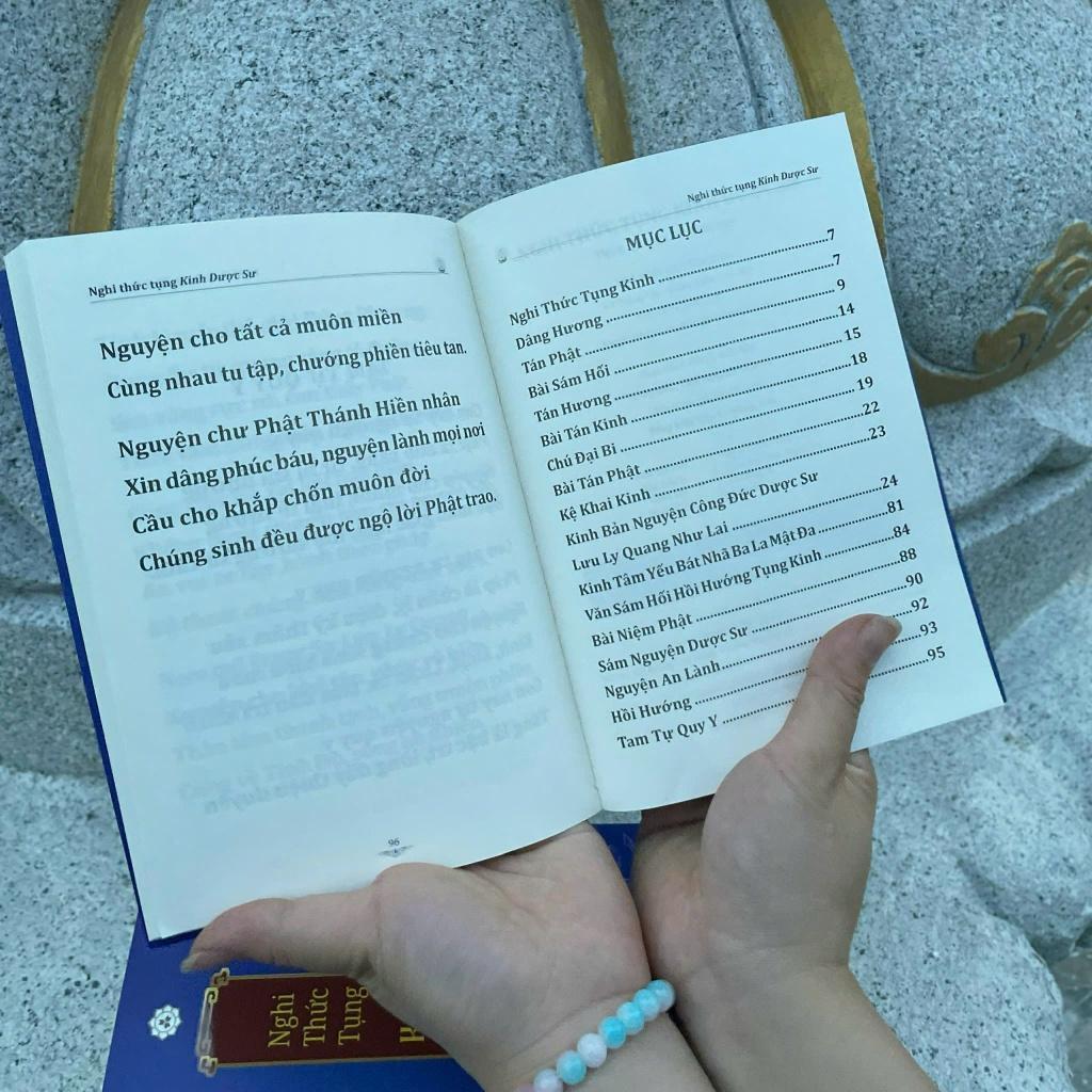 Sách - Nghi Thức Tụng Kinh Dược Sư - Thích Quảng Lâm biên dịch - Vĩnh Nghiêm Books