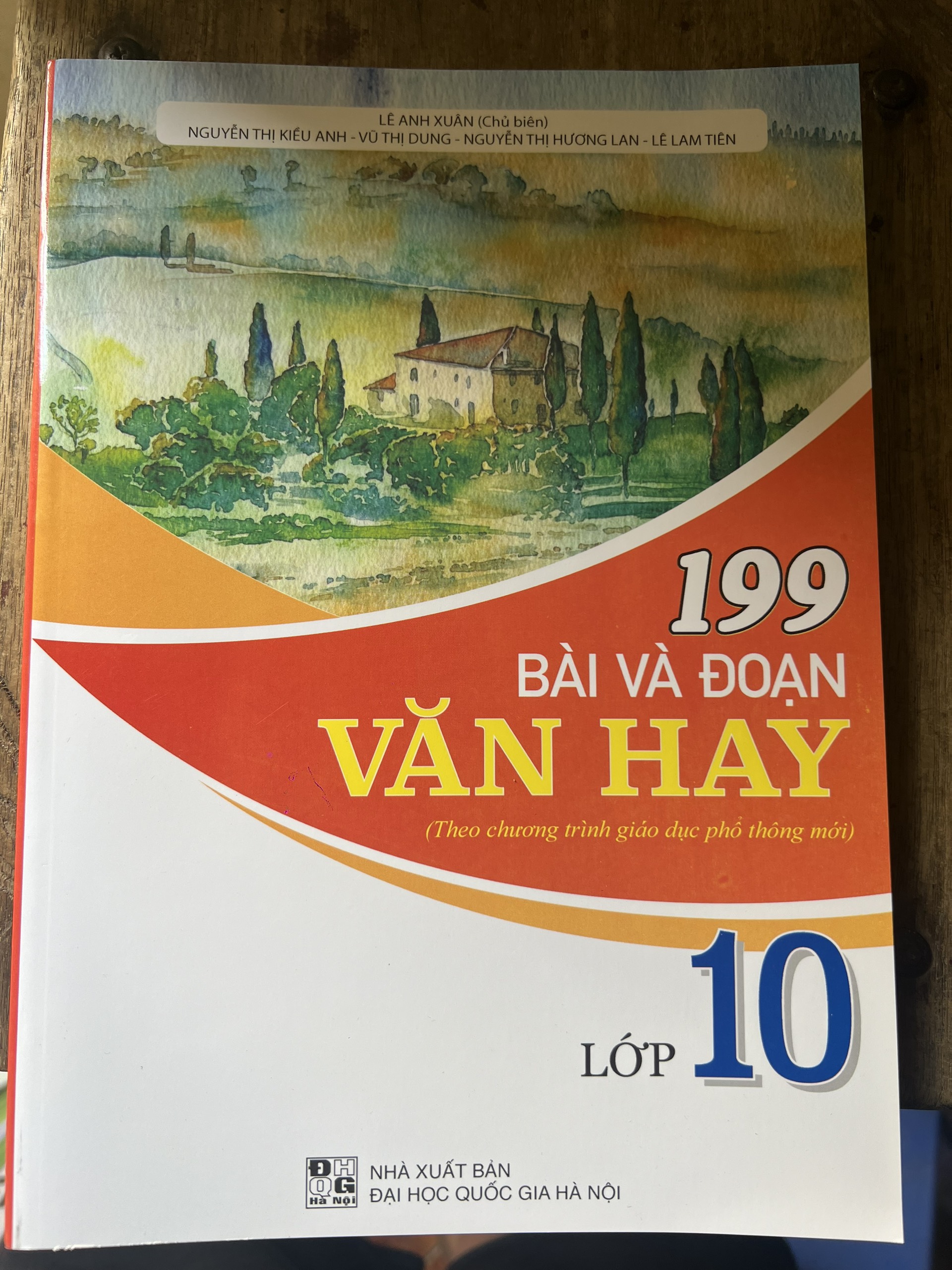 Sách - 199 Đề Và Bài Văn Hay Lớp 10