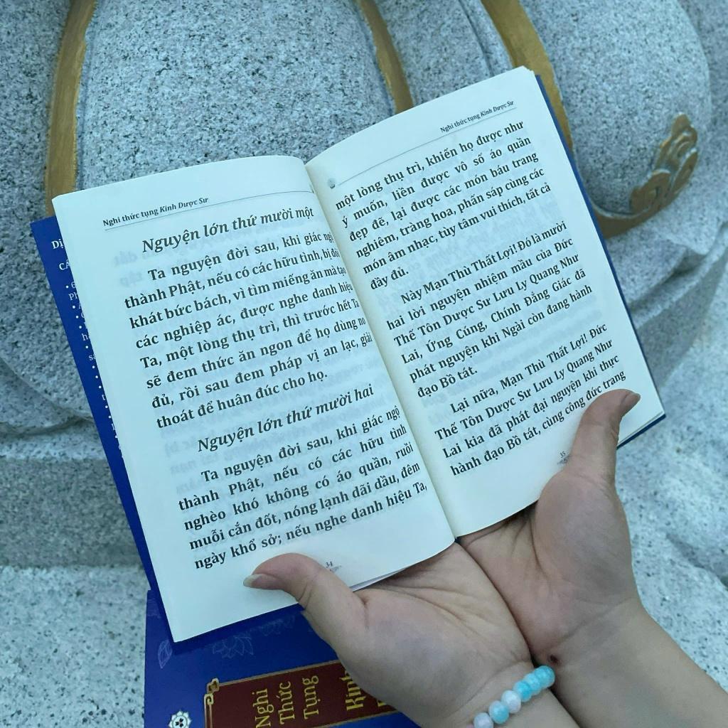 Sách - Nghi Thức Tụng Kinh Dược Sư - Thích Quảng Lâm biên dịch - Vĩnh Nghiêm Books