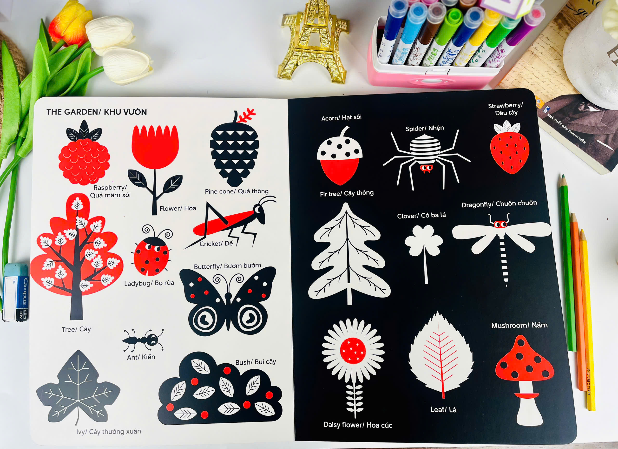 Sách - Good Morning World - Cuốn Sách Đầu Tiên Về Màu Sắc - Kích Thích Thị Giác Cho Bé - ndbooks