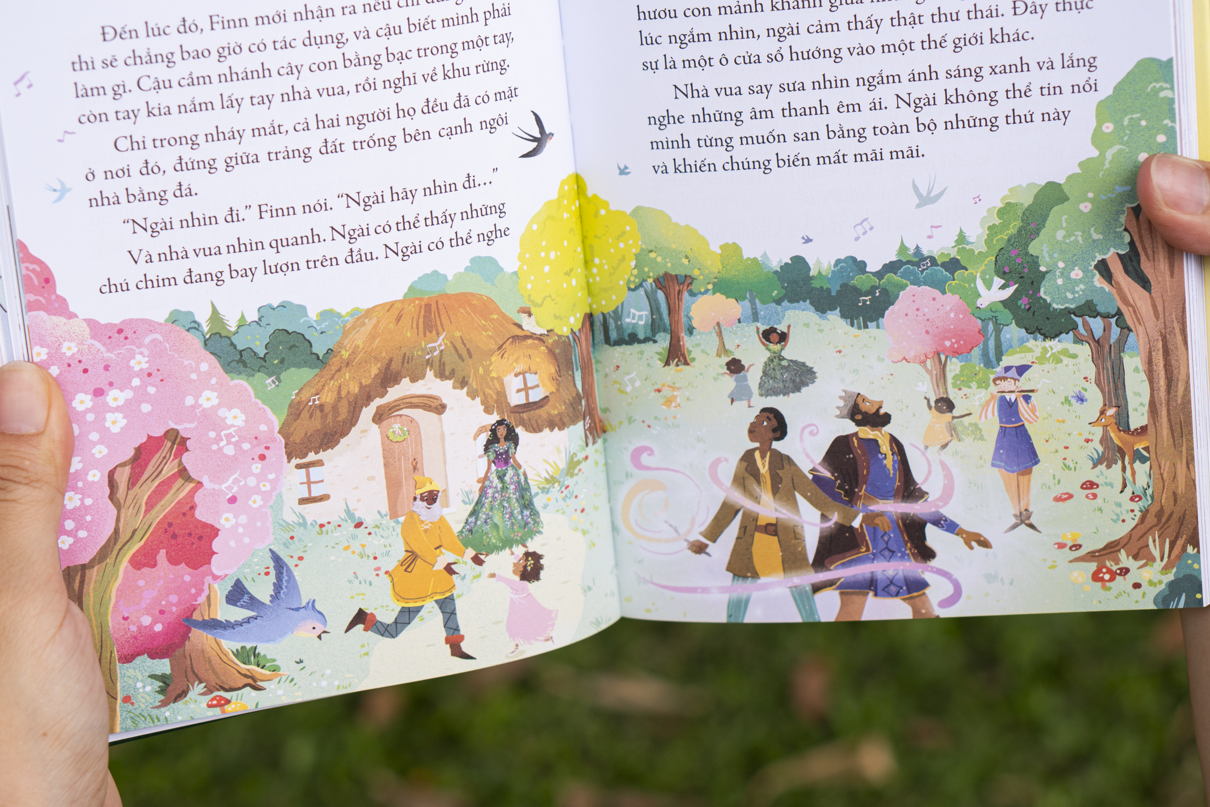Illustrated Classics - Truyện Cổ Tích Về Những Người Hùng Bình Dị