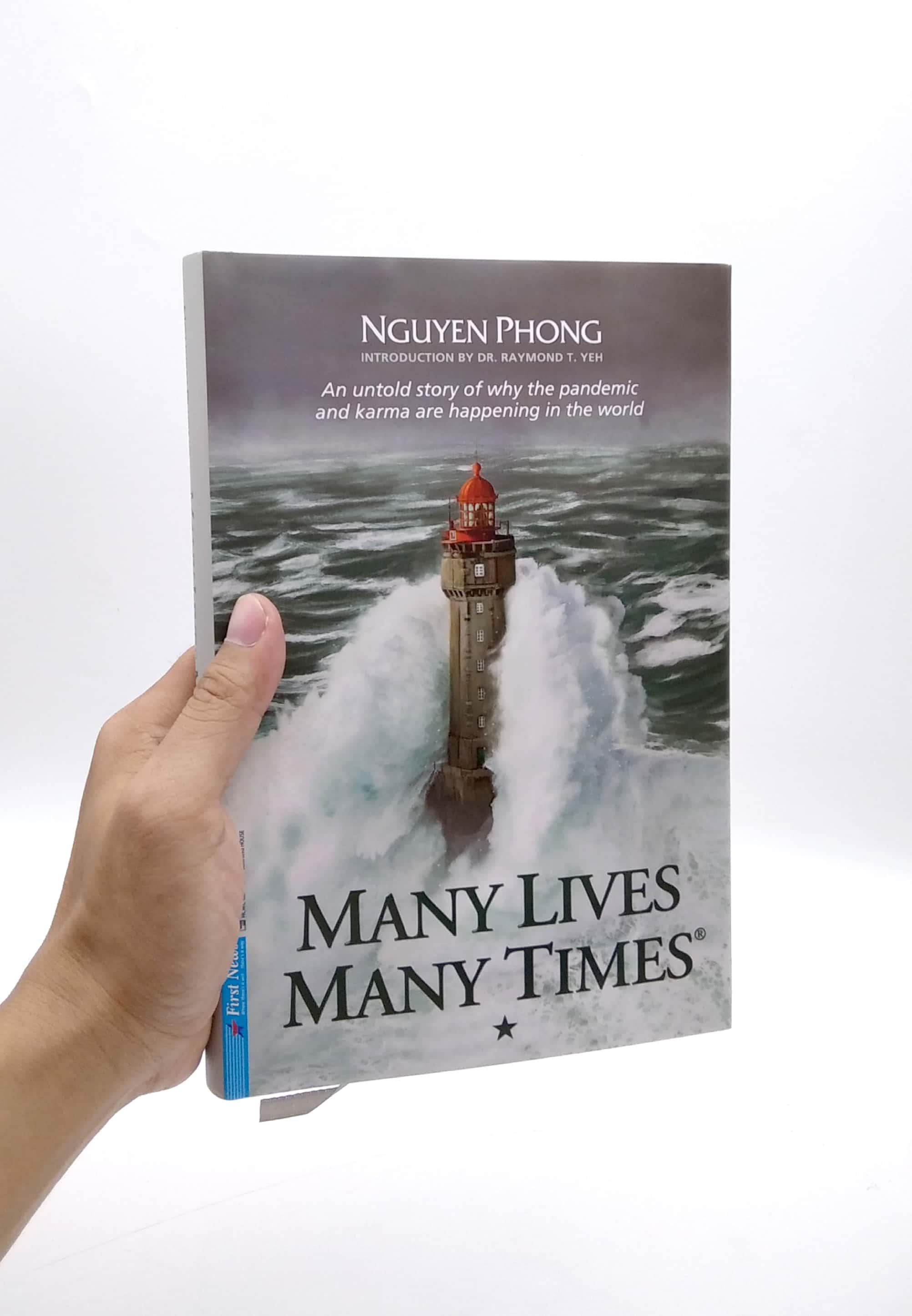 Many Lives, Many Times 1 - Muôn Kiếp Nhân Sinh 1 (Bìa Cứng) (Phiên Bản Tiếng Anh)