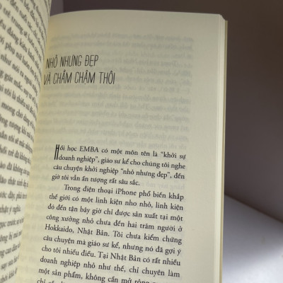 (Sách của Cựu tổng biên tập ELLE Trung Quốc) TAO NHÃ - KHÍ CHẤT CẦN CÓ CỦA NGƯỜI PHỤ NỮ THÀNH CÔNG – Hiểu Tuyết – Nhã Nam