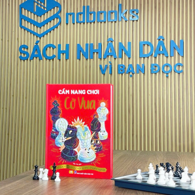 Sách - Cẩm Nang Cờ Vua - Học cờ vua căn bản từ một kì thủ chuyên nghiệp - ndbooks