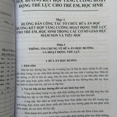 Sách Y Tế Trường Học – Công Tác Vệ Sinh Trường Học, Dinh Dưỡng, An Toàn Thực Phẩm và Một Số Bệnh, Tật Thường Gặp Ở Học Sinh (V2575T)