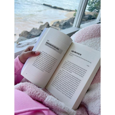 Sách Bạn Đang Sống Hay Chỉ Tồn Tại?  Đi Tìm Lẽ Sống Theo Triết Lý Của Alfred Adler - Bizbooks