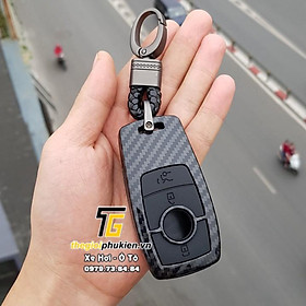 Ốp chìa khóa cho xe Mercedes E200, E250, E300 nhựa ABS vân carbon kèm móc đeo INOX sang trọng