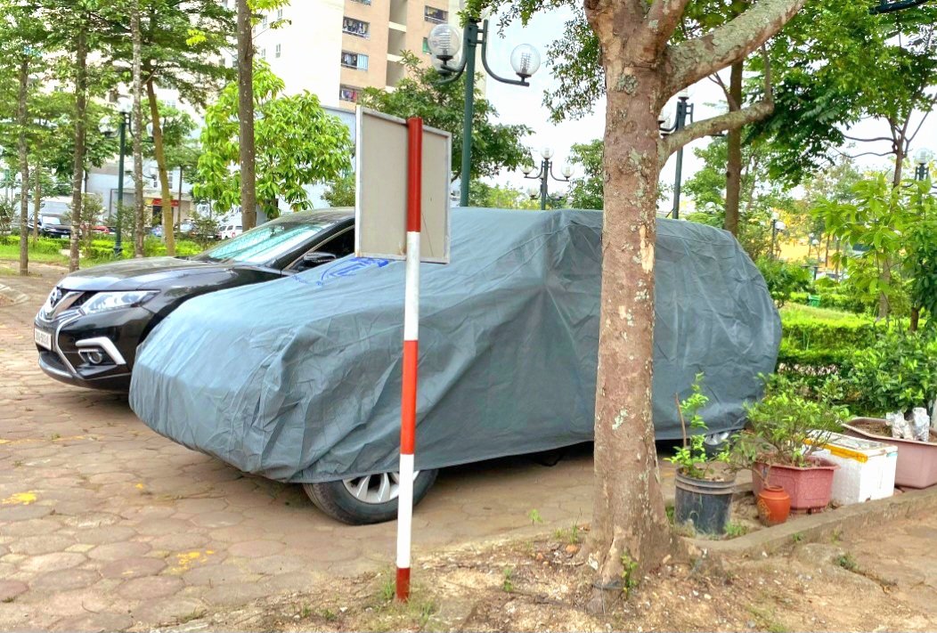Bạt phủ ô tô chất liệu vải không dệt 3 lớp cao cấp thương hiệu MACSIM cho xe ô tô Toyota Camry - màu ghi