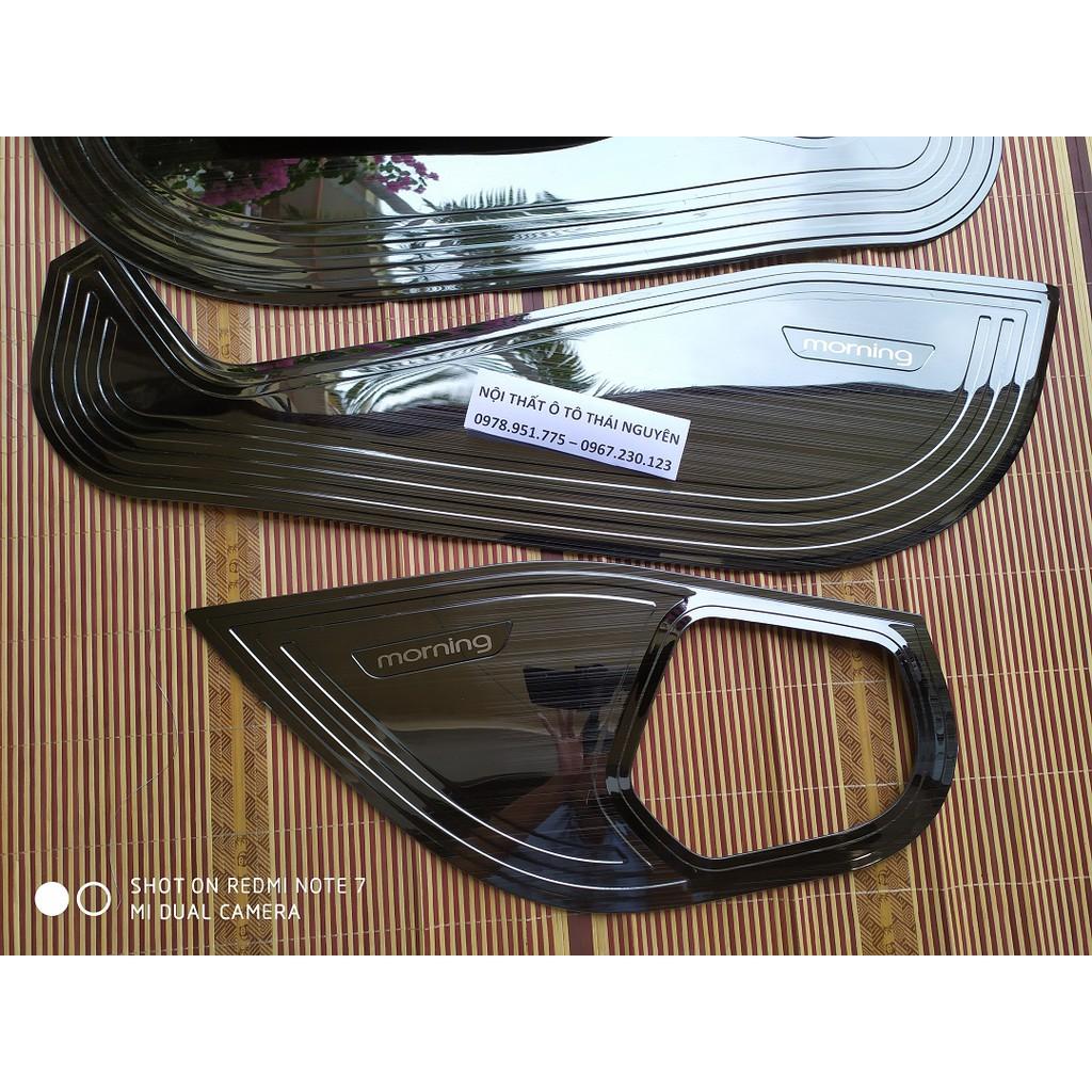 Ốp chống xước tabli cánh cửa dành cho Morning 2013-2019 titan