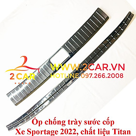 Ốp chống trầy cốp trong, ngoài xe KIA Sportage 2022, 2023 chất liệu TITAN cao cấp, chống trày sước cốp Sportage Titan