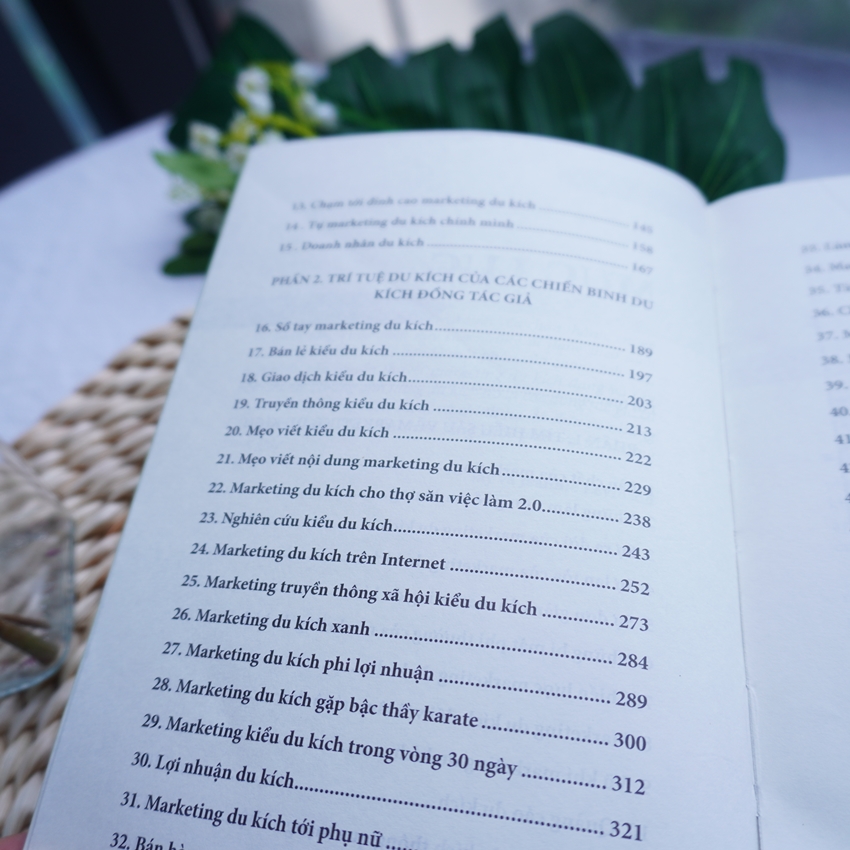 Sách - Marketing Du Kích REMIX - Maketing Du Kích Cho Doanh Nghiệp Từ A Đến Z