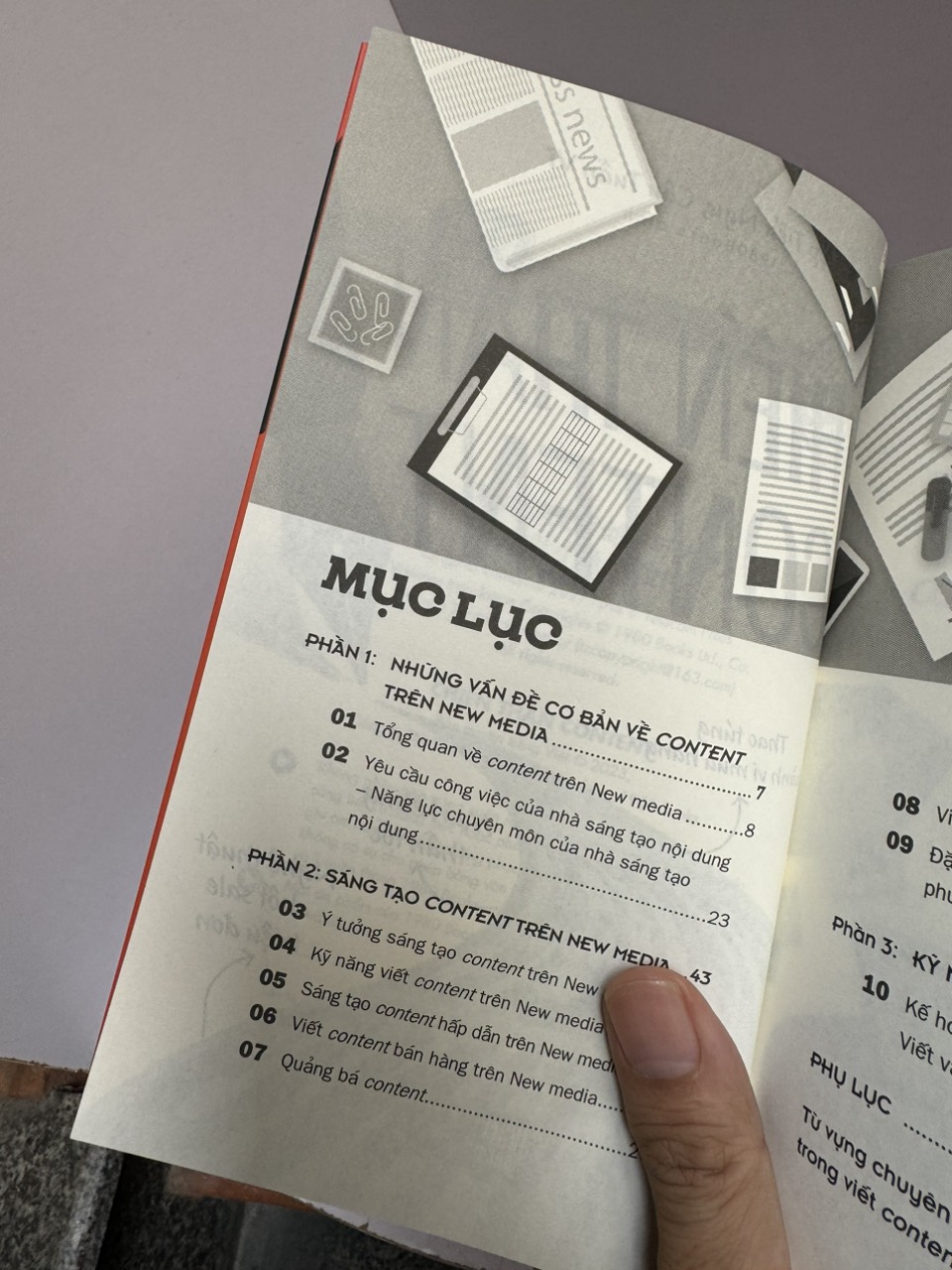 CHIẾN THẦN CONTENT: Thao Túng Hành Vi Mua Hàng, Chiến Lược Marketing Thần Tốc, Nghệ Thuật Chốt Sale Triệu Đơn - Diệp Tiểu Ngư, Câu Tuấn Vĩ - 1980 Books