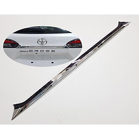 Ốp trang trí tay mở cốp sau Toyota Corolla Cross mạ Crom