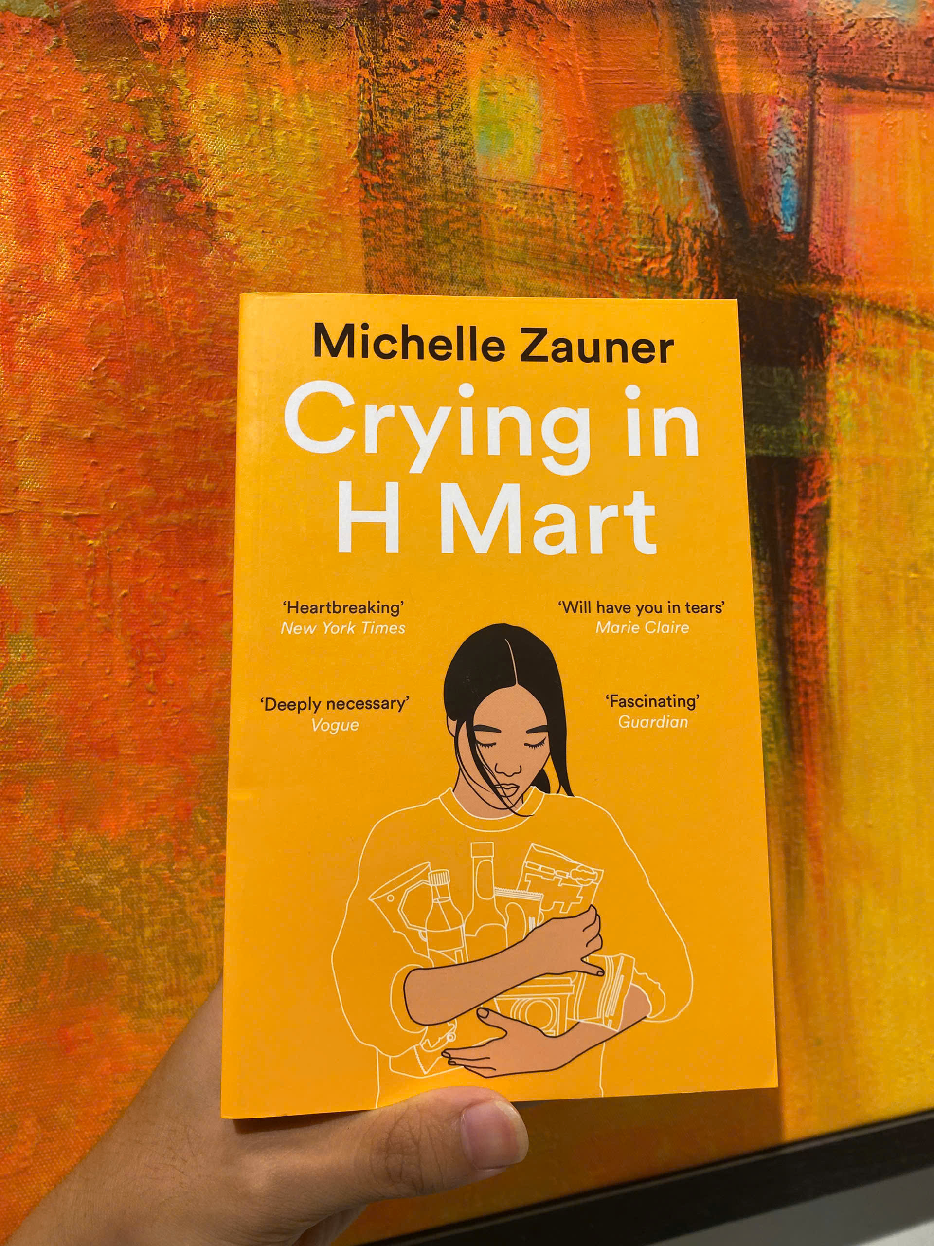 Sách - Crying in H Mart by Michelle Zauner: The Number One New York Times Bestseller - English Memoir / Biography - Sách Ngoại văn Nhập khẩu