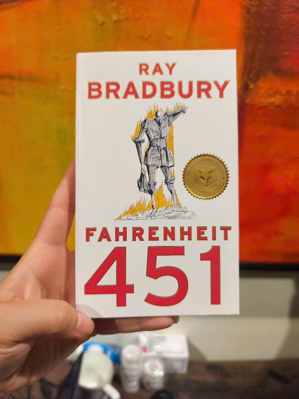Sách - Fahrenheit 451 by Ray Bradbury : A Novel, Classics, Fiction, Mass Market Paperback in English