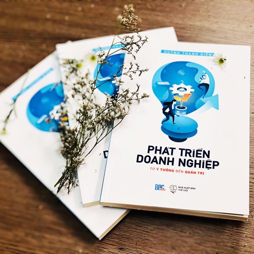Combo 2 quyển sách: Sổ tay Business Analyst & Sách Phát triển Doanh Nghiệp
