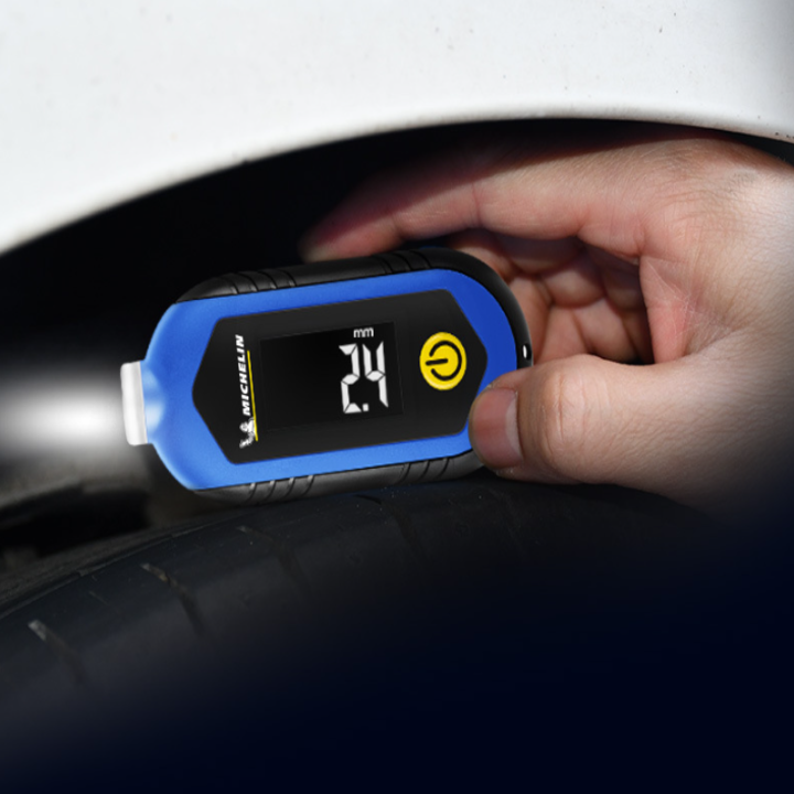Đồng hồ đo áp suất lốp điện tử Michelin M2209, màn hình LCD 1 inch, đơn vị đo Psi, Kpa, Bar, At (Kg/cm2) - Hàng Chính Hãng