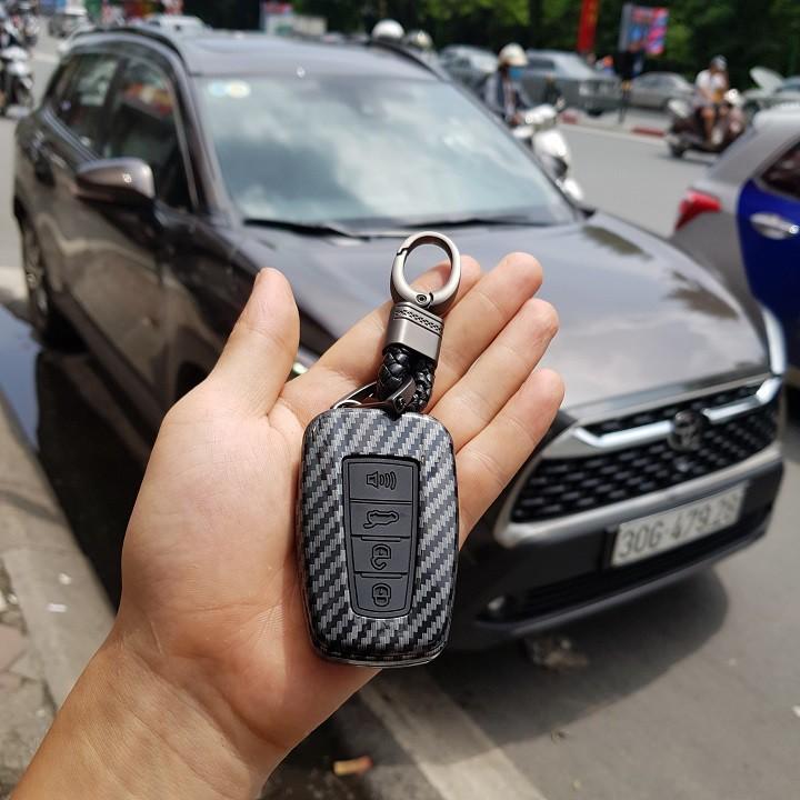 Ốp Chìa Khóa Carbon Xe Toyota Cross 2020 kèm móc khóa