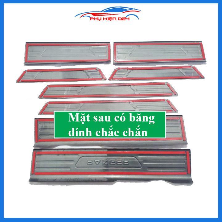 Bộ nẹp bước chân trong ngoài vân Cacbon xe Ranger 2016-2017-2018-2019-2020 chống trầy làm đẹp ô tô
